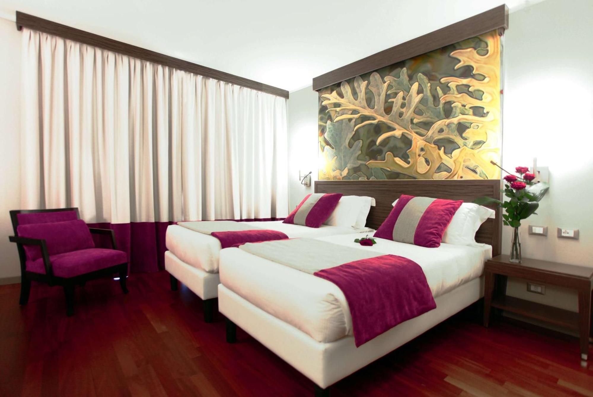 Hotel Ramada Plaza By Wyndham Milano